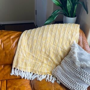 Artisan NY Home Yellow Loose Knit Decorative Throw Blanket Cozycore Scandi Boho